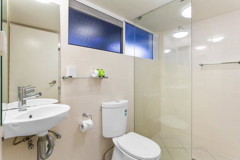 Caribbean Noosa - Holiday Adelaide 13