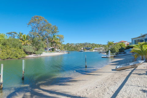 Caribbean Noosa - Holiday Adelaide 1