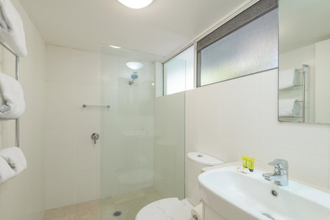 Caribbean Noosa - Holiday Adelaide 11