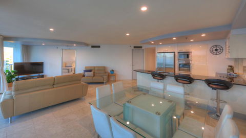 Cilento Mooloolaba - Holiday Adelaide 24