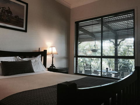 The Bearded Dragon Boutique Hotel - Holiday Adelaide 0