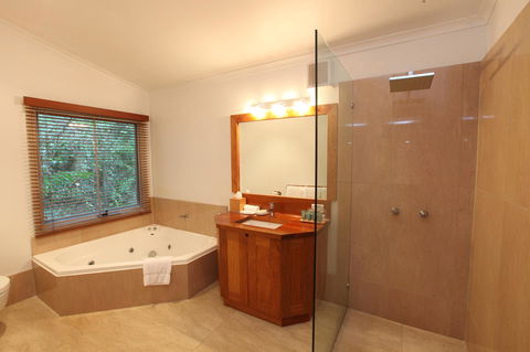 Silky Oaks Lodge - Holiday Adelaide 14