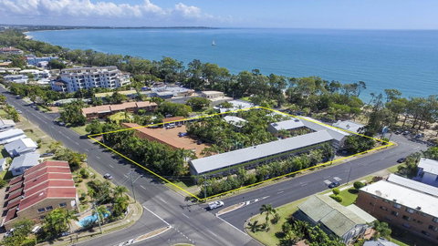 The Beach Motel Hervey Bay - Holiday Adelaide 13