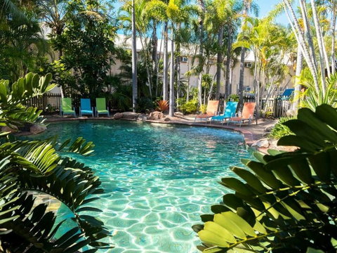 The Beach Motel Hervey Bay - Holiday Adelaide 0