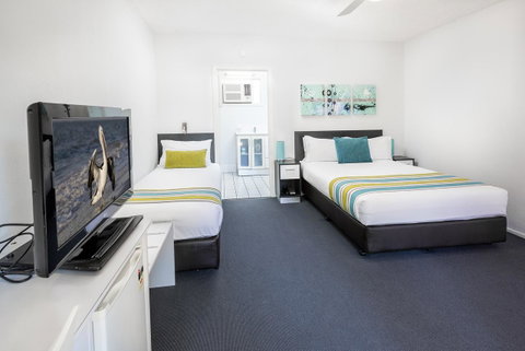 The Beach Motel Hervey Bay - Holiday Adelaide 31