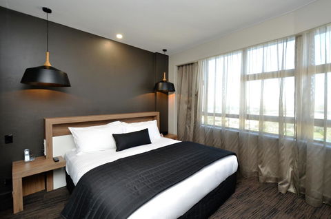 Hotel Grand Chancellor Townsville - Holiday Adelaide 5