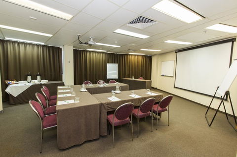 Hotel Grand Chancellor Townsville - Holiday Adelaide 40