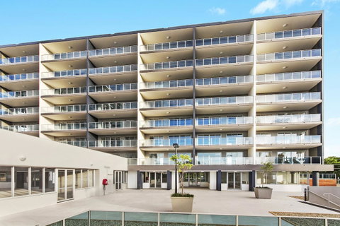 Allure Hotel & Apartments - Holiday Adelaide 10