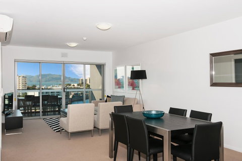 Allure Hotel & Apartments - Holiday Adelaide 40