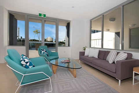 Allure Hotel & Apartments - Holiday Adelaide 15