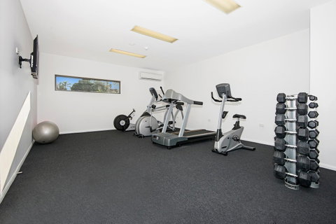 Allure Hotel & Apartments - Holiday Adelaide 19