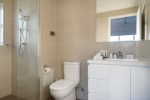 Allure Hotel & Apartments - Holiday Adelaide 41