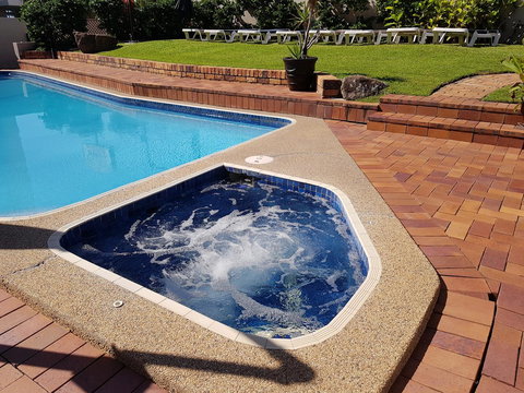 Surfers Chalet - Holiday Adelaide 26