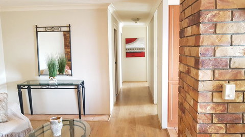 Surfers Chalet - Holiday Adelaide 22