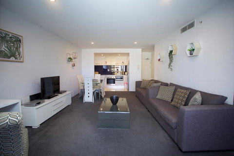 Circle Luxury Holidays - Holiday Adelaide 2