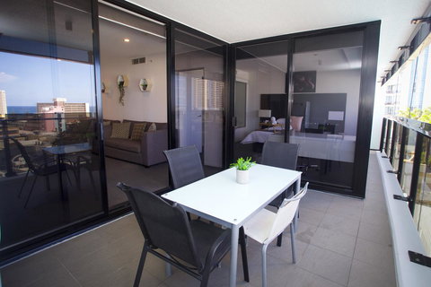 Circle Luxury Holidays - Holiday Adelaide 3