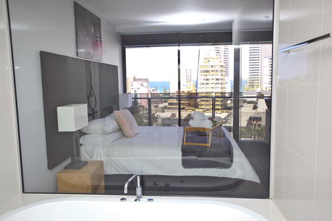 Circle Luxury Holidays - Holiday Adelaide 5