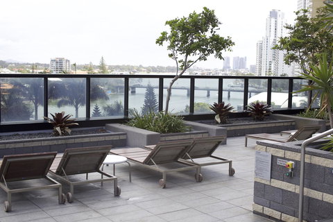 Circle Luxury Holidays - Holiday Adelaide 19