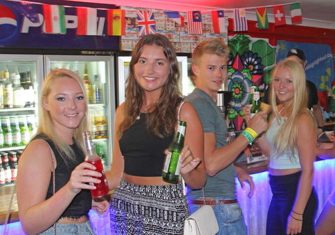 Backpackers In Paradise 18-35 Hostel - Holiday Adelaide 8