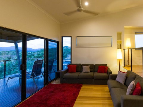 Shorelines - Holiday Adelaide 21