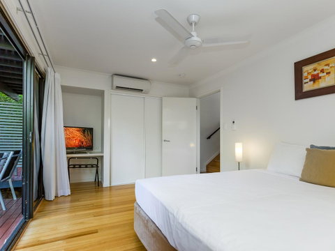 Shorelines - Holiday Adelaide 42