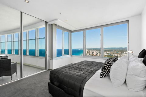 Q1 Resort & Spa - Official - Holiday Adelaide 35