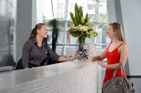 Q1 Resort & Spa - Official - Holiday Adelaide 32