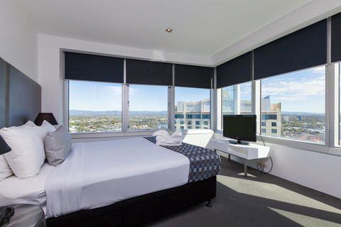 Q1 Resort & Spa - Official - Holiday Adelaide 44