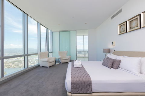 Q1 Resort & Spa - Official - Holiday Adelaide 11