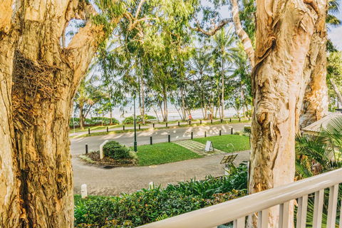 The Reef House Adults Retreat - Enjoy 28 Complimentary Inclusions - Holiday Adelaide 37