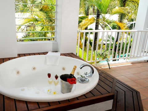 The Reef House Adults Retreat - Enjoy 28 Complimentary Inclusions - Holiday Adelaide 16