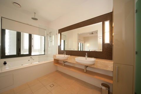 The Boathouse Apartments - Holiday Adelaide 16