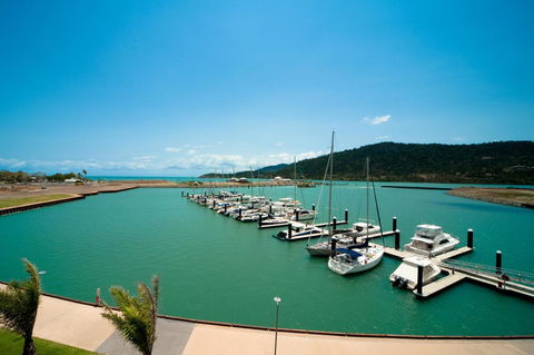 The Boathouse Apartments - Holiday Adelaide 2