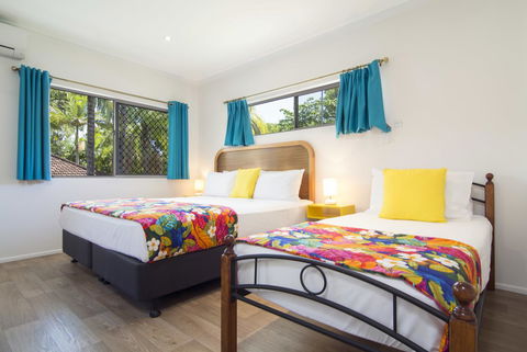 Port Douglas Motel - Holiday Adelaide 40