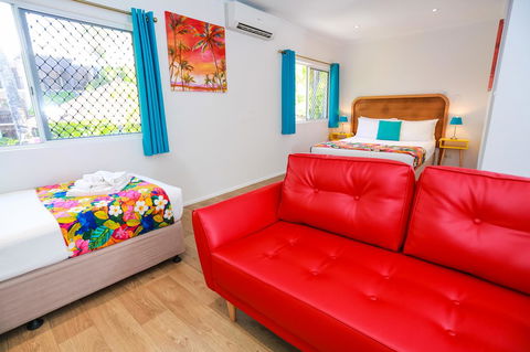 Port Douglas Motel - Holiday Adelaide 5