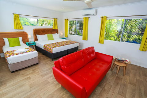 Port Douglas Motel - Holiday Adelaide 8