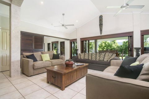 Tranquility By The Course Port Douglas - Holiday Adelaide 4