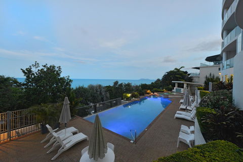 Bellevue At Trinity Beach - Holiday Adelaide 9