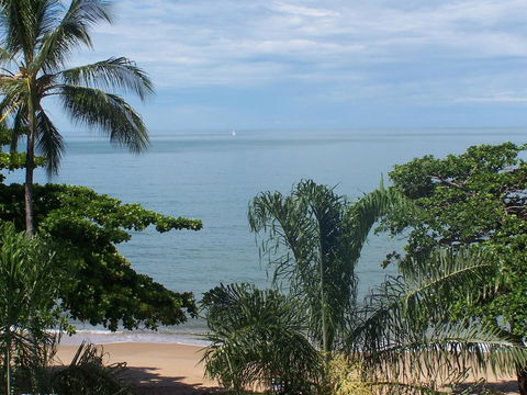 Roydon Beachfront Apartments - Holiday Adelaide 7