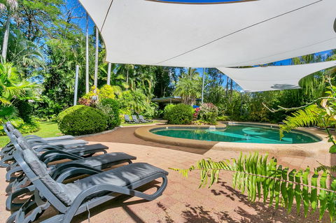 Roydon Beachfront Apartments - Holiday Adelaide 15