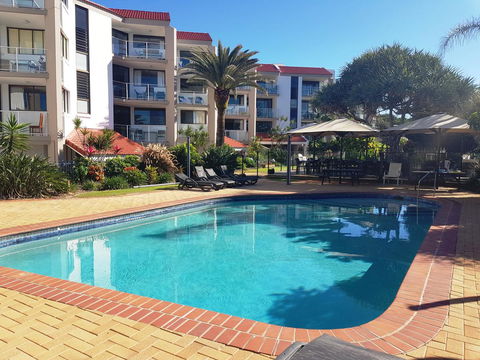 Casablanca Beachfront Apartments - Holiday Adelaide 1