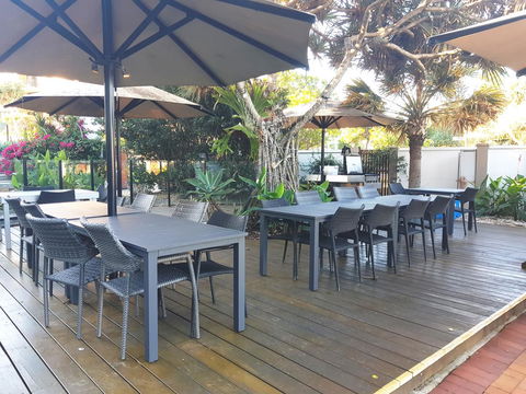 Casablanca Beachfront Apartments - Holiday Adelaide 2