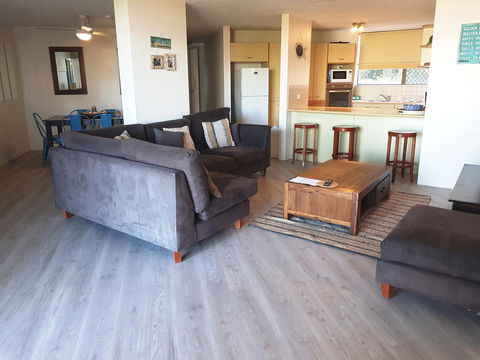 Casablanca Beachfront Apartments - Holiday Adelaide 5