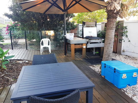Casablanca Beachfront Apartments - Holiday Adelaide 3