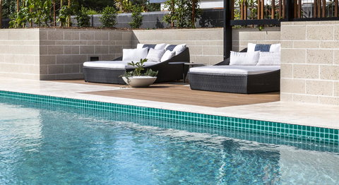 Boardwalk Burleigh Beach - Official - Holiday Adelaide 28