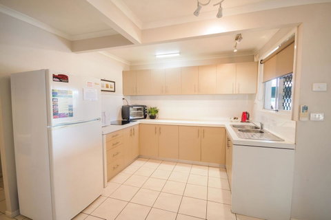 Airlie Apartments - Holiday Adelaide 6