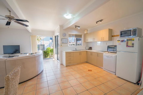 Airlie Apartments - Holiday Adelaide 12