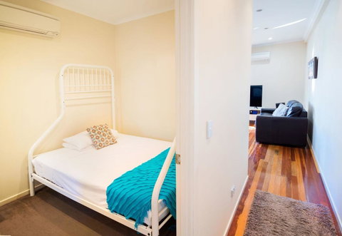 Airlie Apartments - Holiday Adelaide 23