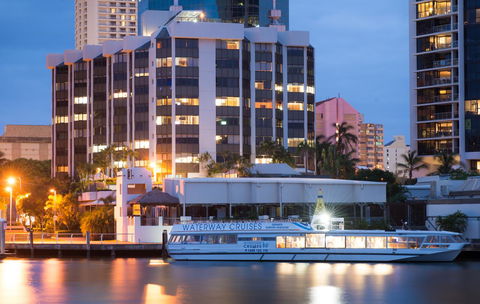 Tiki Hotel Apartments Surfers Paradise - Holiday Adelaide 8