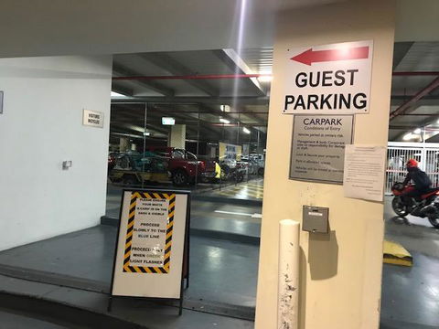 Beach Stay - Ocean & Riverview Resort Chevron Renaissance Central Surfers Paradise - Holiday Adelaide 32